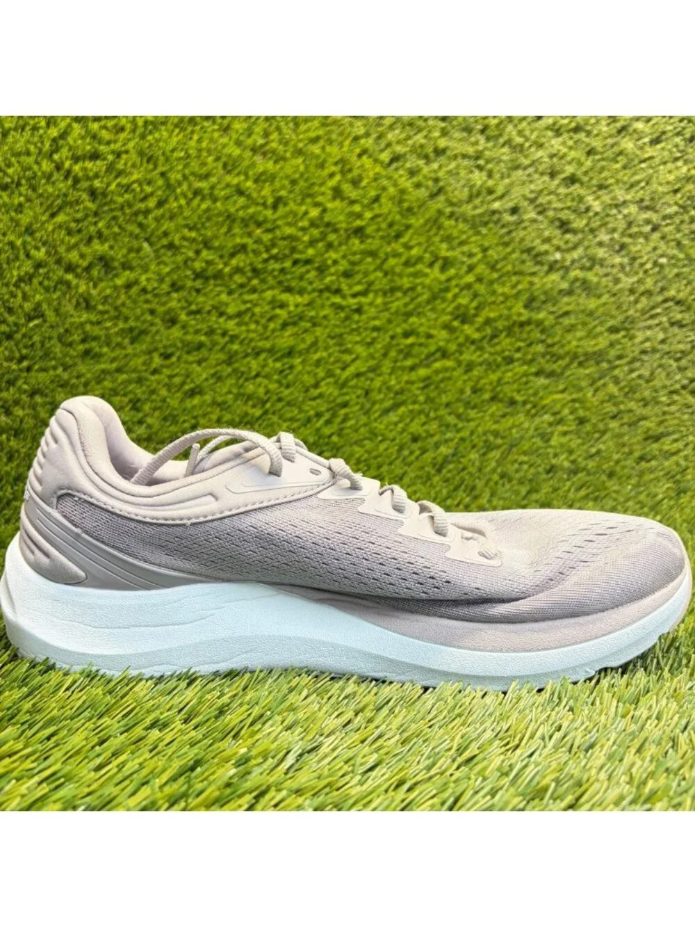 Topo Phantom 3 Womens Size 11 Gray Stone Athletic Running Walking Shoes Sneakers